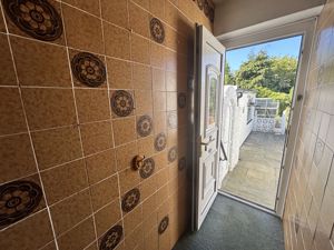 Photo 13- click for photo gallery